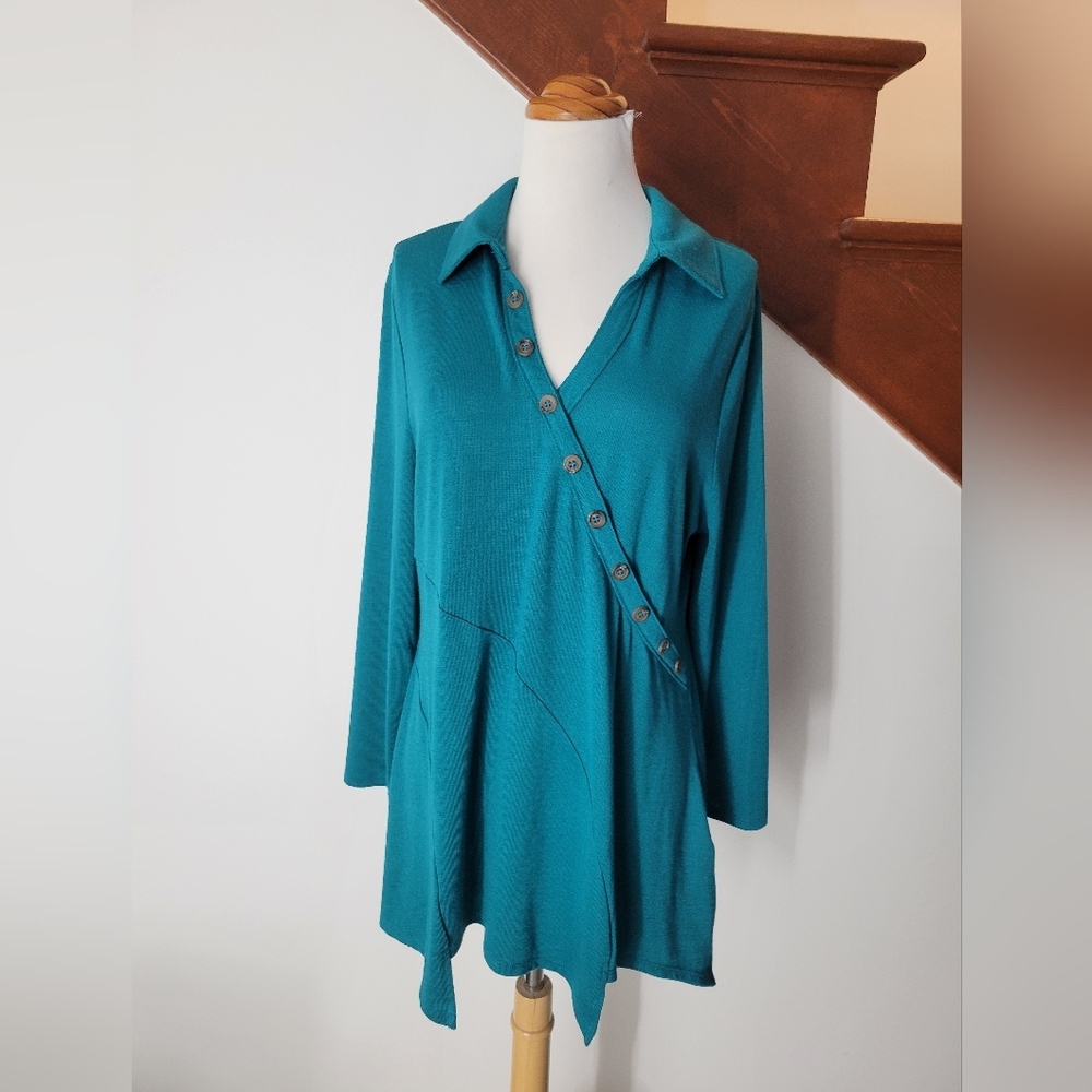 Soft Surroundings Tamara Lightweight Knit Asymmetrical Button Tunic LP New